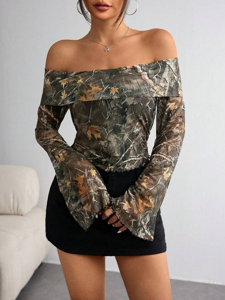 Mesh Printed Off-shoulder Long Sleeved Fitted T-shirt Top