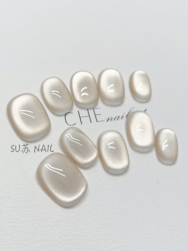 Solid Color Handmade Cat's Eye Wear Armor