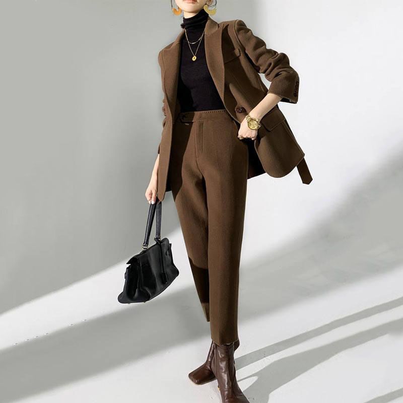 Women's Belted Polyester-Cotton Jacket and Pants Set