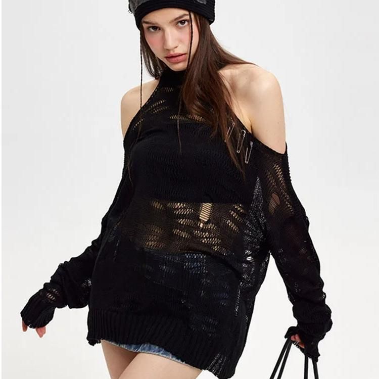 Women's Halter-Neck Long-Sleeve Knit Top