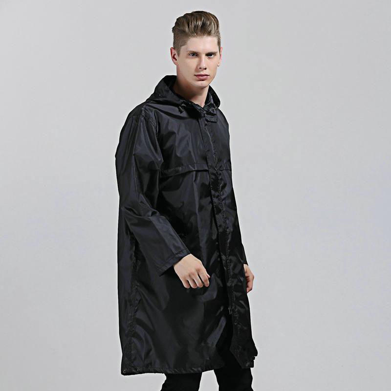 Men's Packable Hooded Raincoat