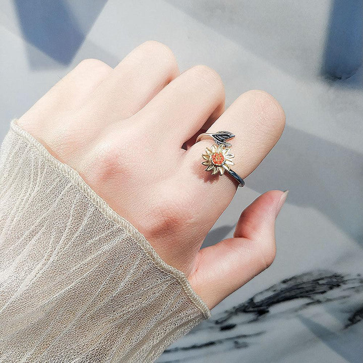 Fashion Adjustable Sunflower Rotating Ring - Trendha