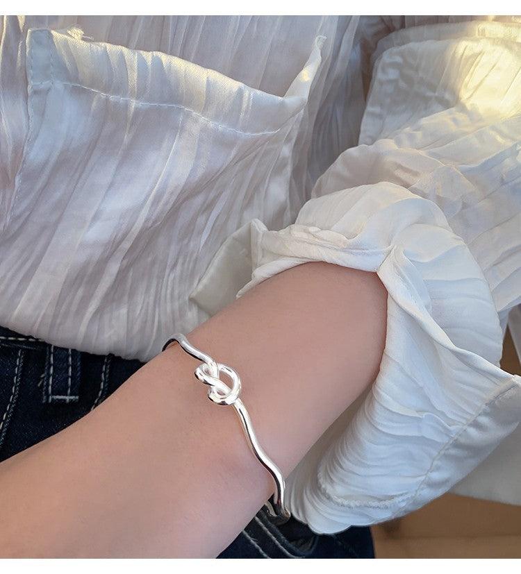 Knotted Heart Wave S925 Sterling Silver Bracelet - Trendha