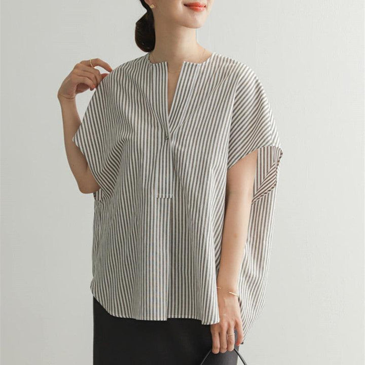 Women's Round Neck Striped Sleeveless Top - Trendha