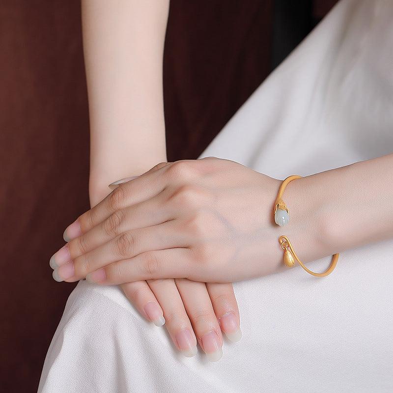 Women's Silver Retro Simple Bracelet