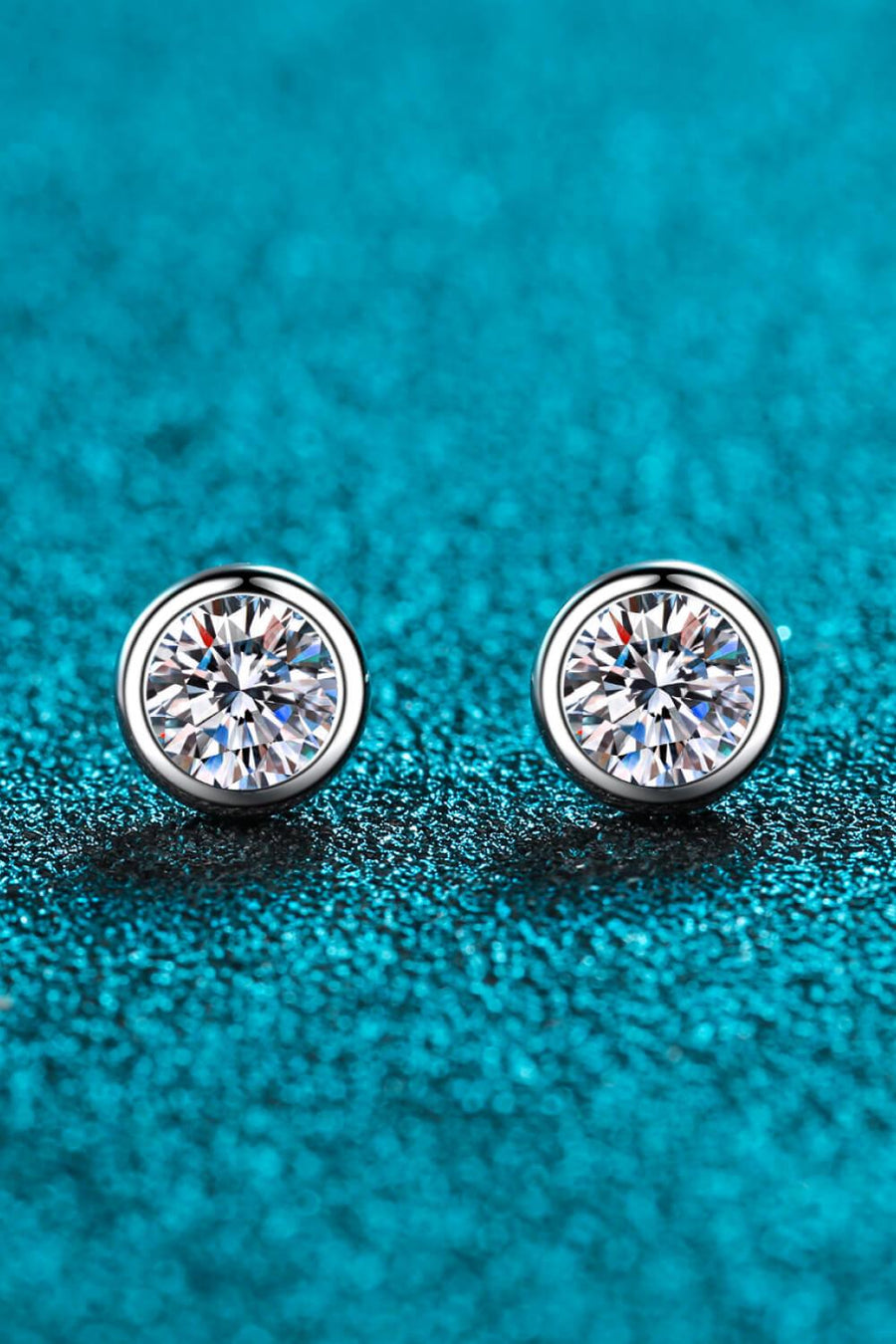 Moissanite Round-Shaped Stud Earrings - Trendha