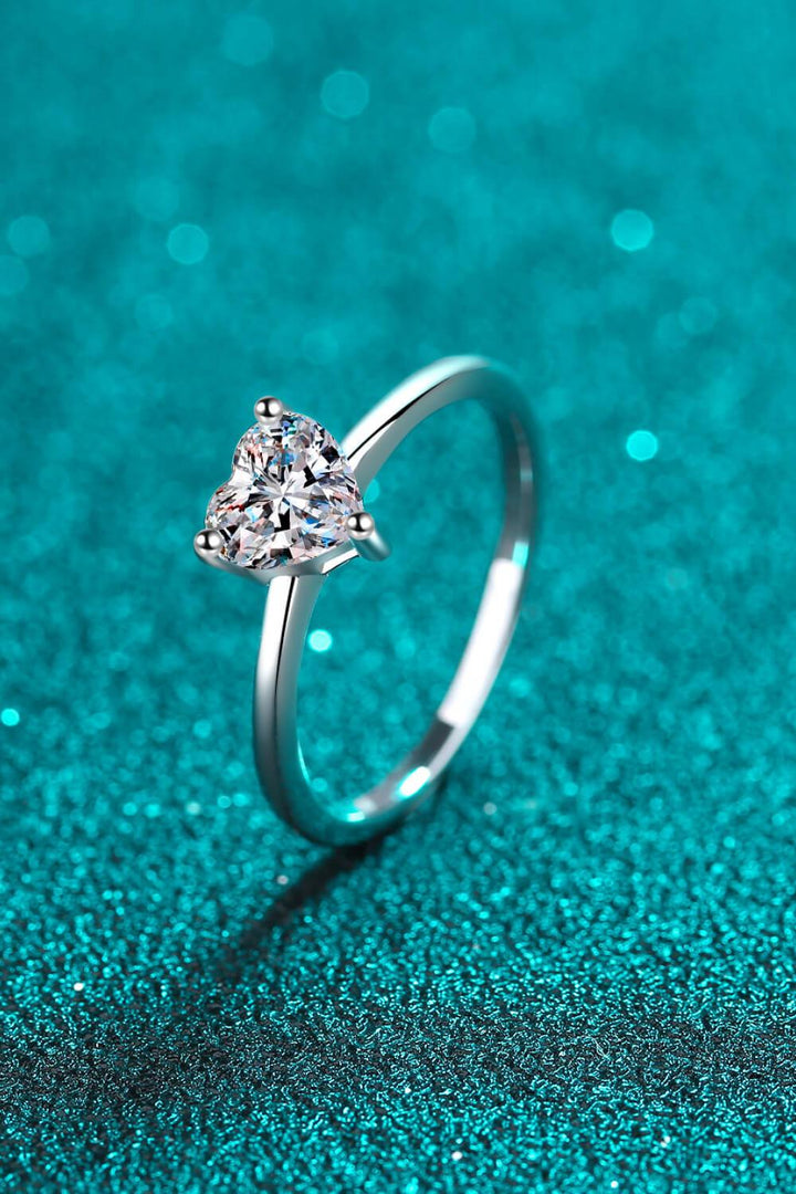 925 Sterling Silver Heart-Shaped Moissanite Solitaire Ring - Trendha