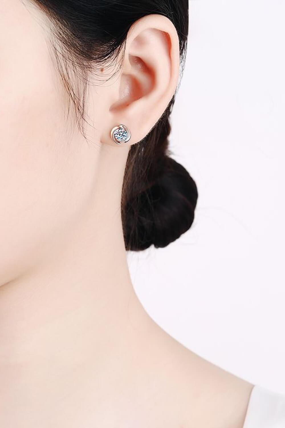 Feeling Fun Moissanite Stud Earrings - Trendha