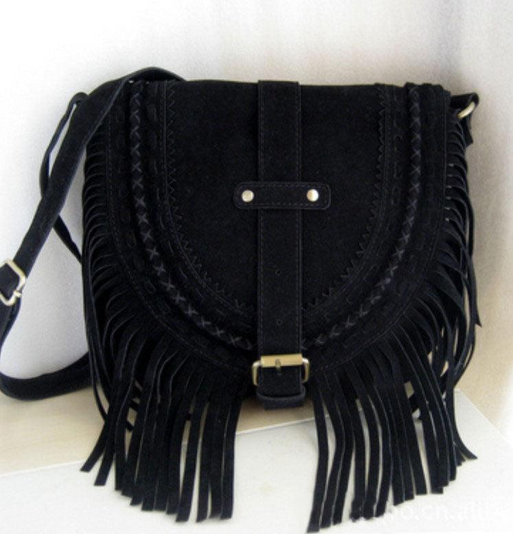 Suede fringe diagonal across package - Trendha