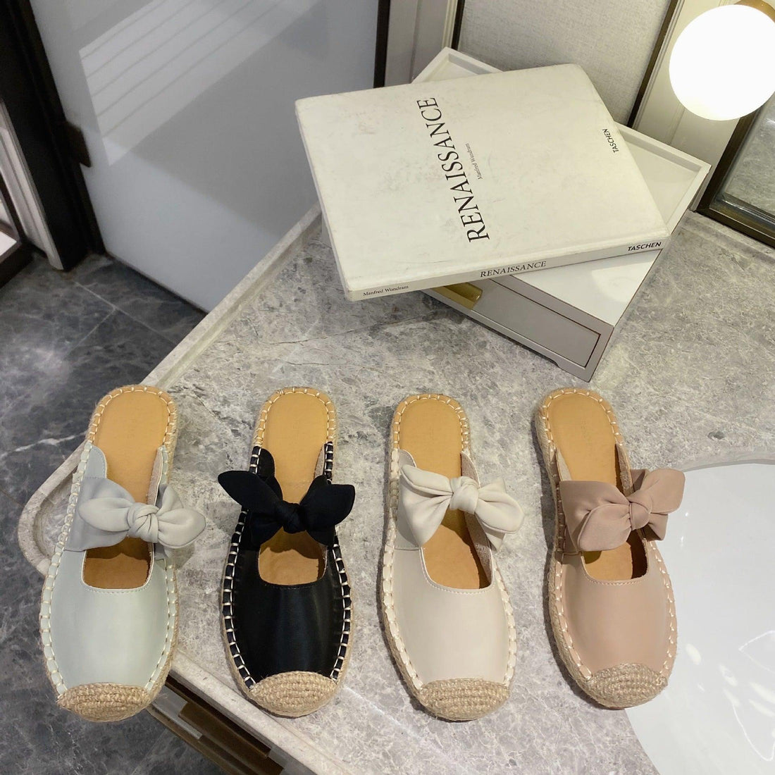 Women's Bow-Detail Closed-Toe PU Mules