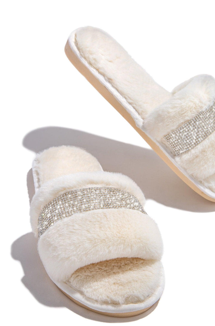 Flat-Heel Flat Round-Toe Slippers - Trendha