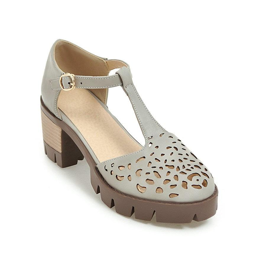 Hollow Rock Carved T-shaped Sandals - Trendha