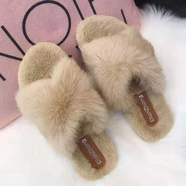 Cross hairy slippers - Trendha