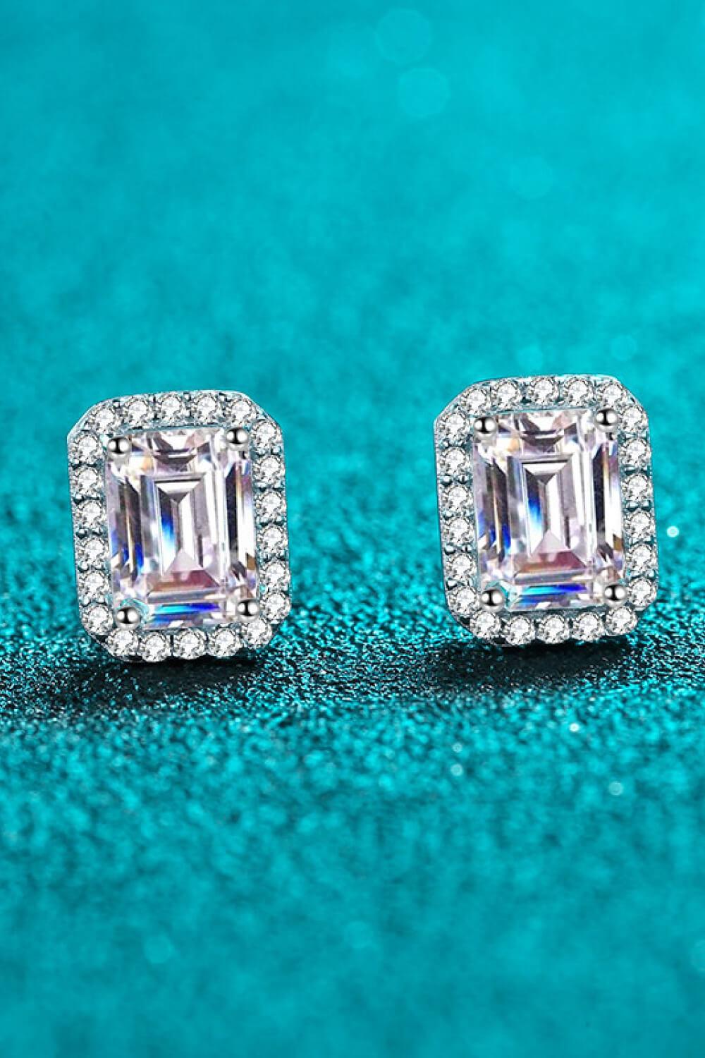 1 Carat Moissanite Rhodium-Plated Square Stud Earrings - Trendha