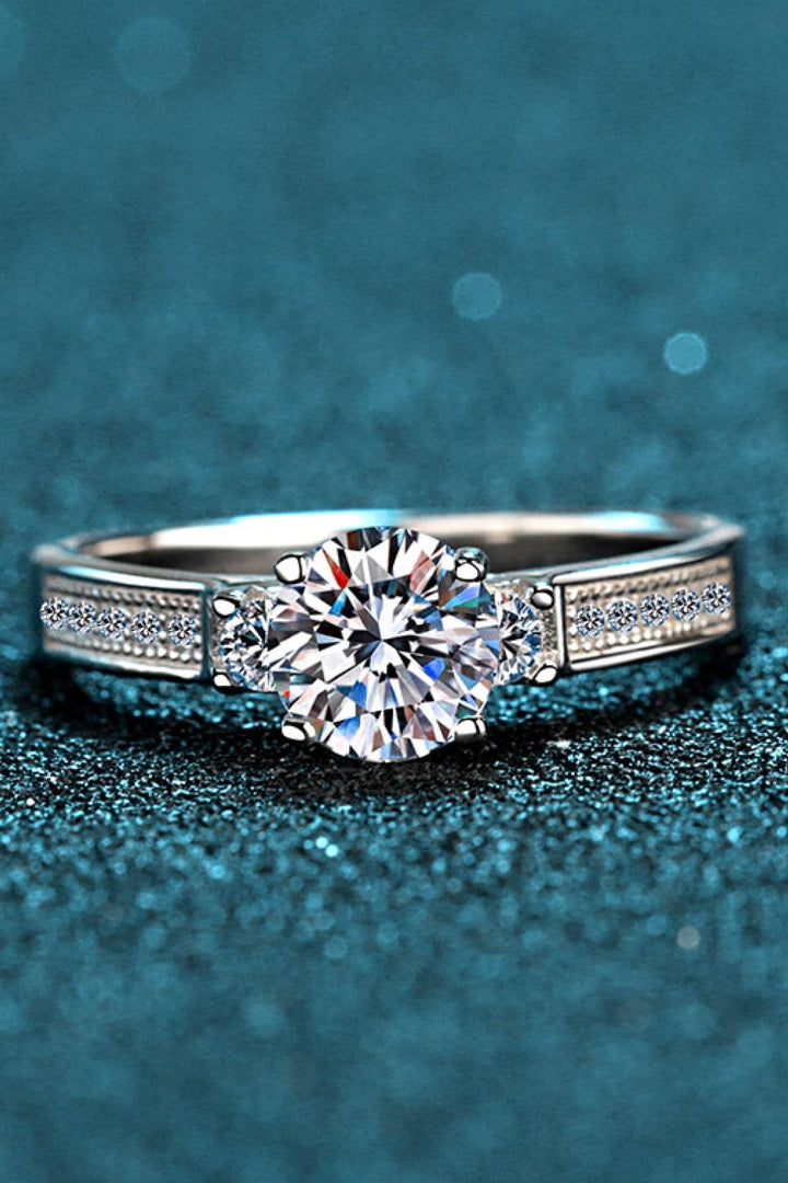 Lucky Charm Moissanite Rhodium-Plated Ring - Trendha