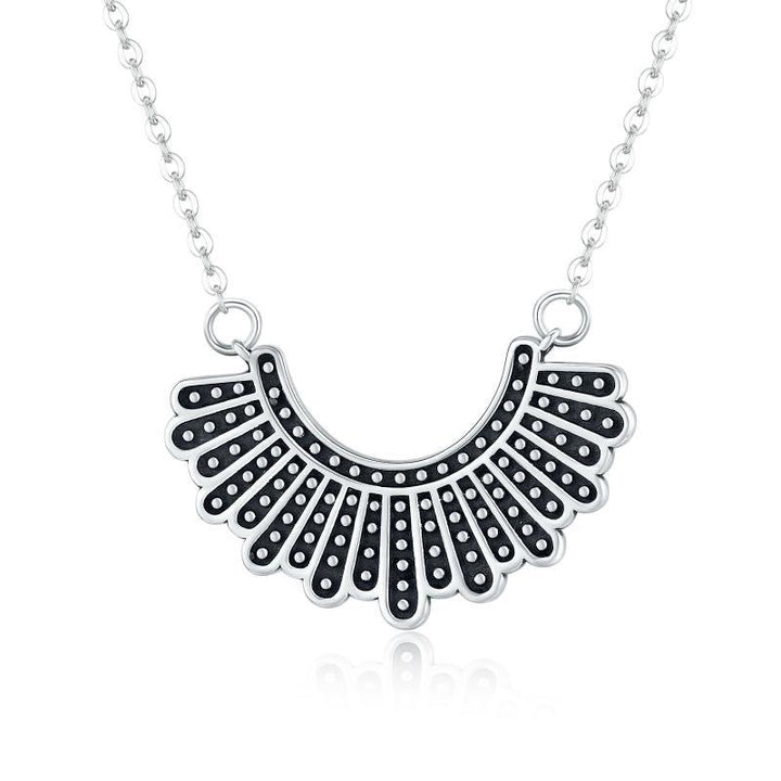 Honor Ruth Bader Ginsburg Memorial Jewelry The Banana Republic Necklace Dissenting Collar - Trendha