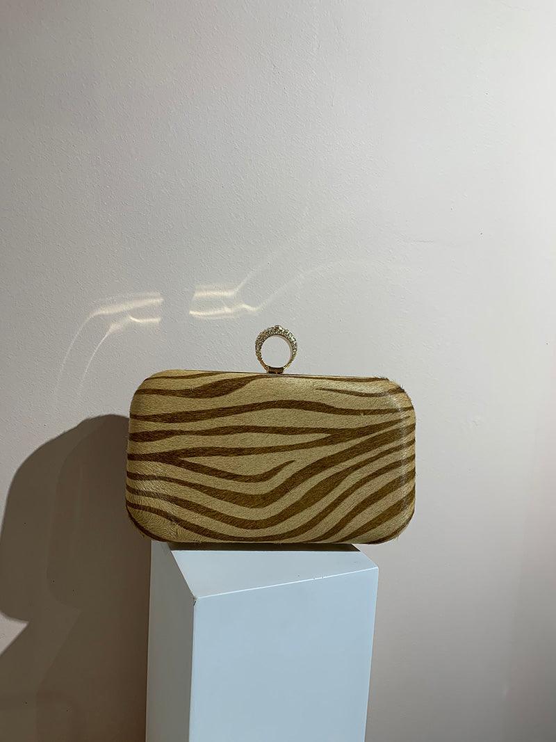 Noble Messenger Bag - Trendha