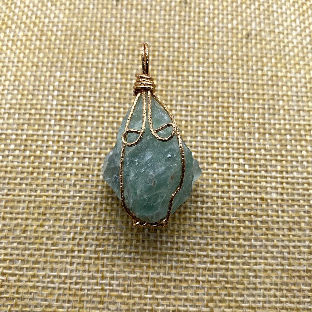 Hand-Wound Twisted Irregular Crystal Rough Stone Necklace - Trendha