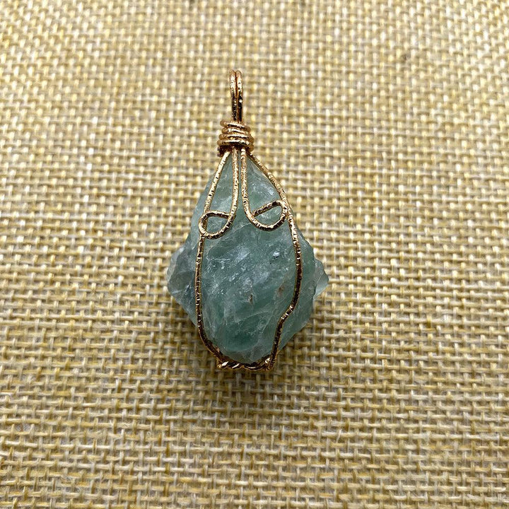 Hand-Wound Twisted Irregular Crystal Rough Stone Necklace - Trendha