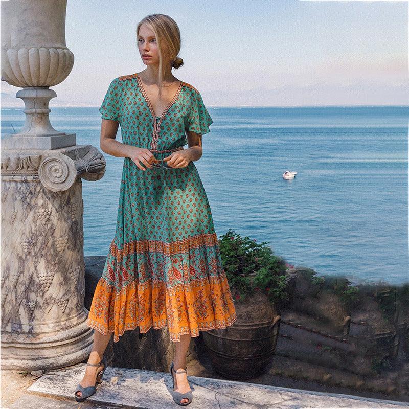 Single-breasted V-neck dress - Trendha