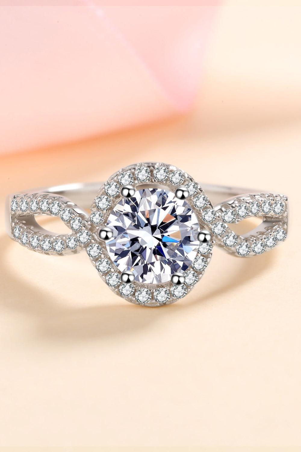 Feel The Joy 925 Sterling Silver Moissanite Ring - Trendha