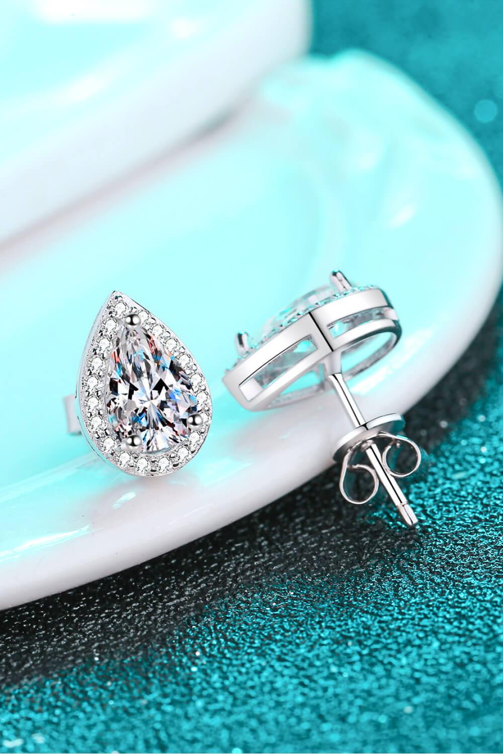 Moissanite Teardrop Stud Earrings - Trendha