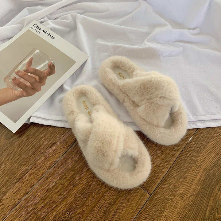 Hairy slippers for women - Trendha