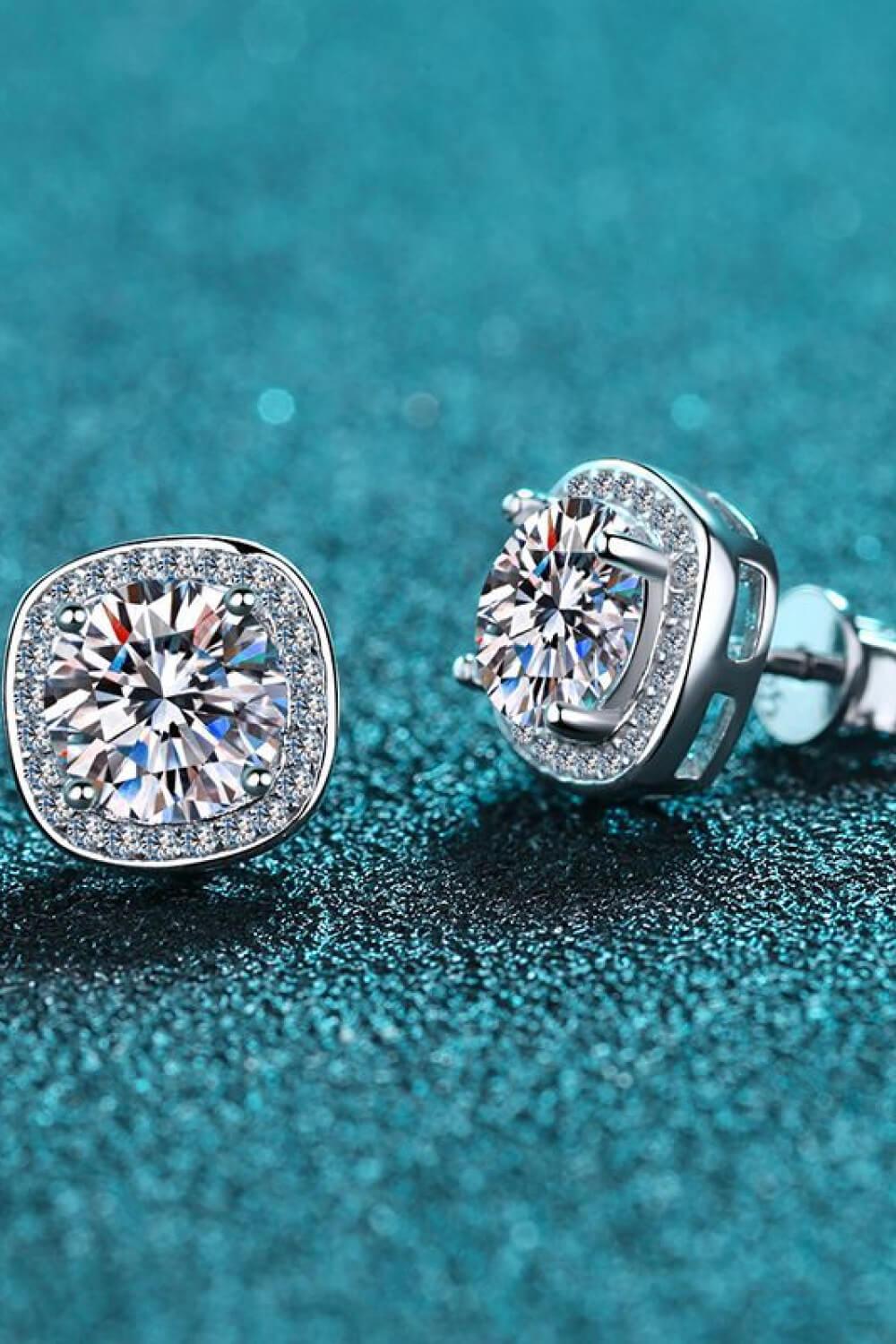 Let Me Love You 1 Carat Moissanite Stud Earrings - Trendha
