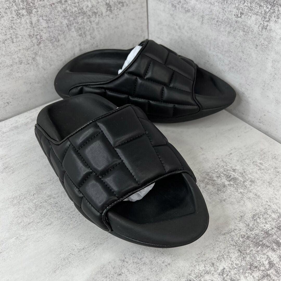 Women's Prismatic Sponge Cake Bottom Slip Sandals - Trendha
