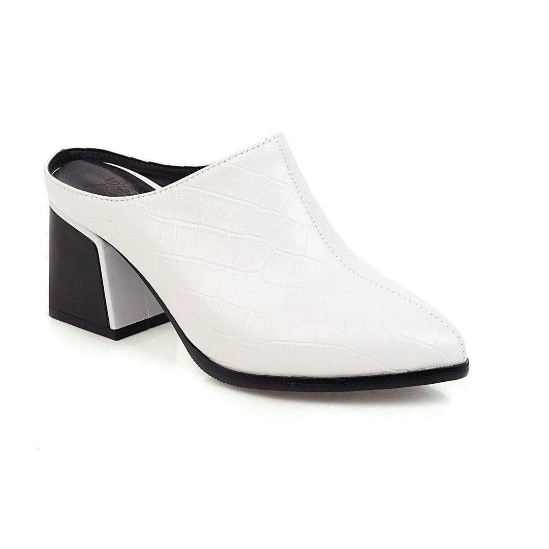 Large Size Baotou Stone Pattern Shoes - Trendha