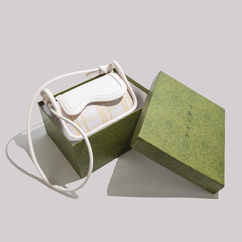 Fashion Personality White Ladies Satchel Bag - Trendha