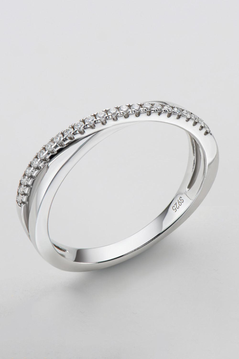 925 Sterling Silver Crisscross Moissanite Ring - Trendha