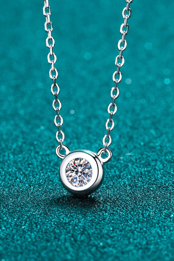 Moissanite Round Pendant Chain Necklace - Trendha
