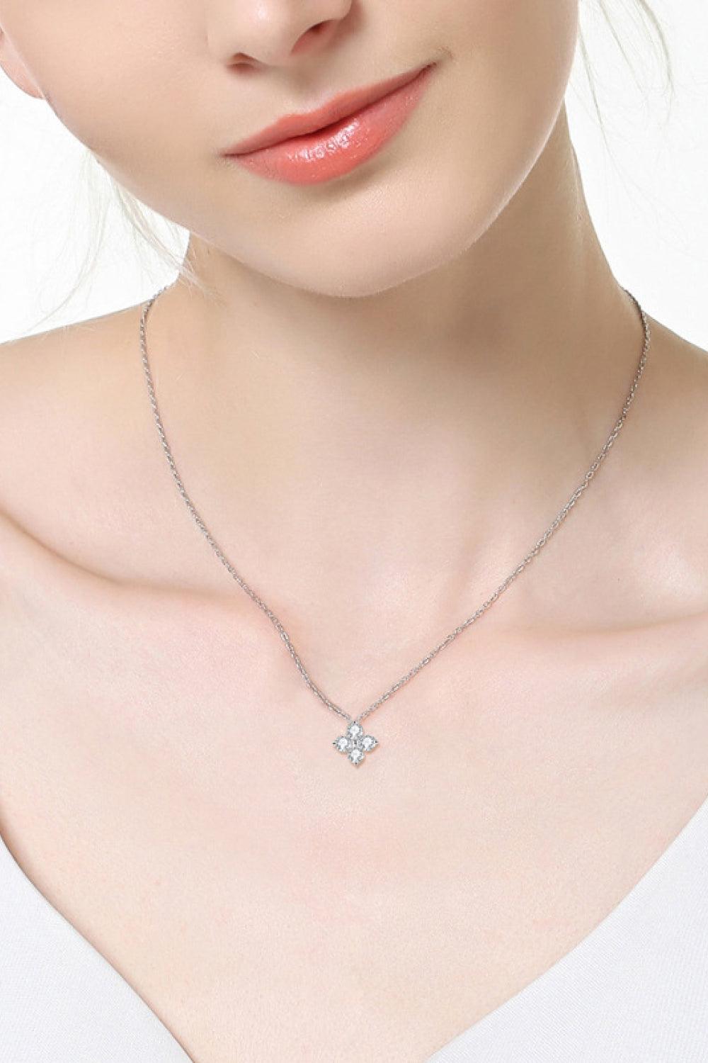 Moissanite Four Leaf Clover Pendant Necklace - Trendha