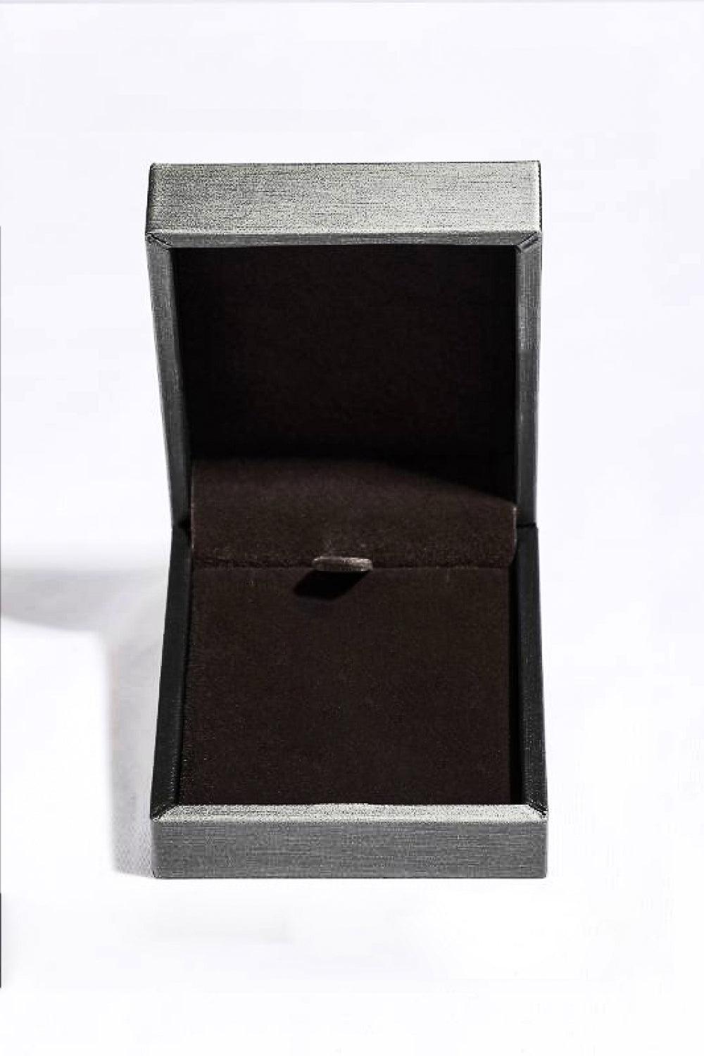 Moissanite Lock Pendant Necklace - Trendha