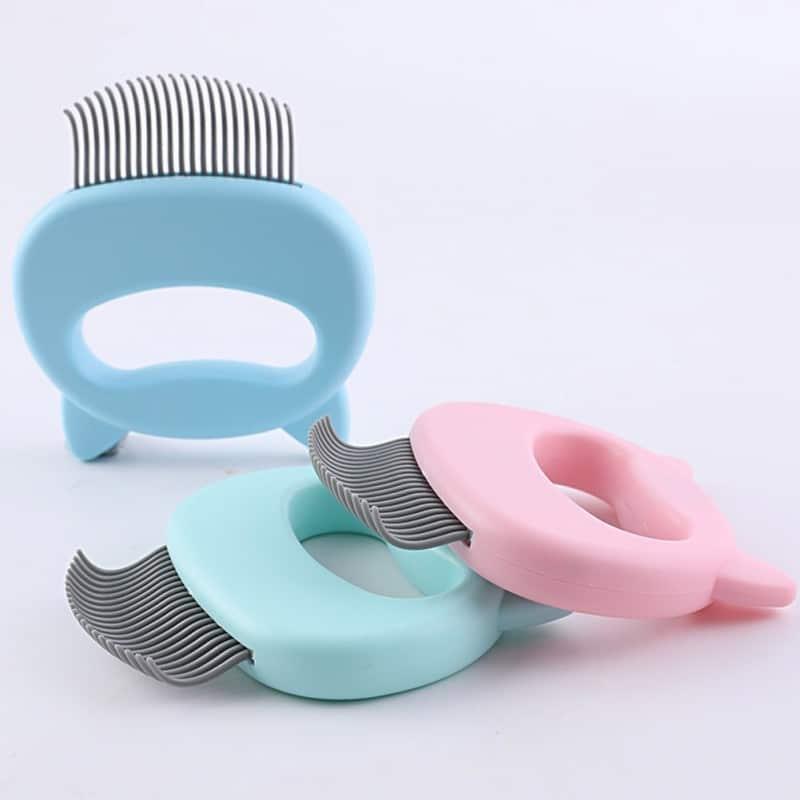 Shell-Handle Pet Grooming Brush