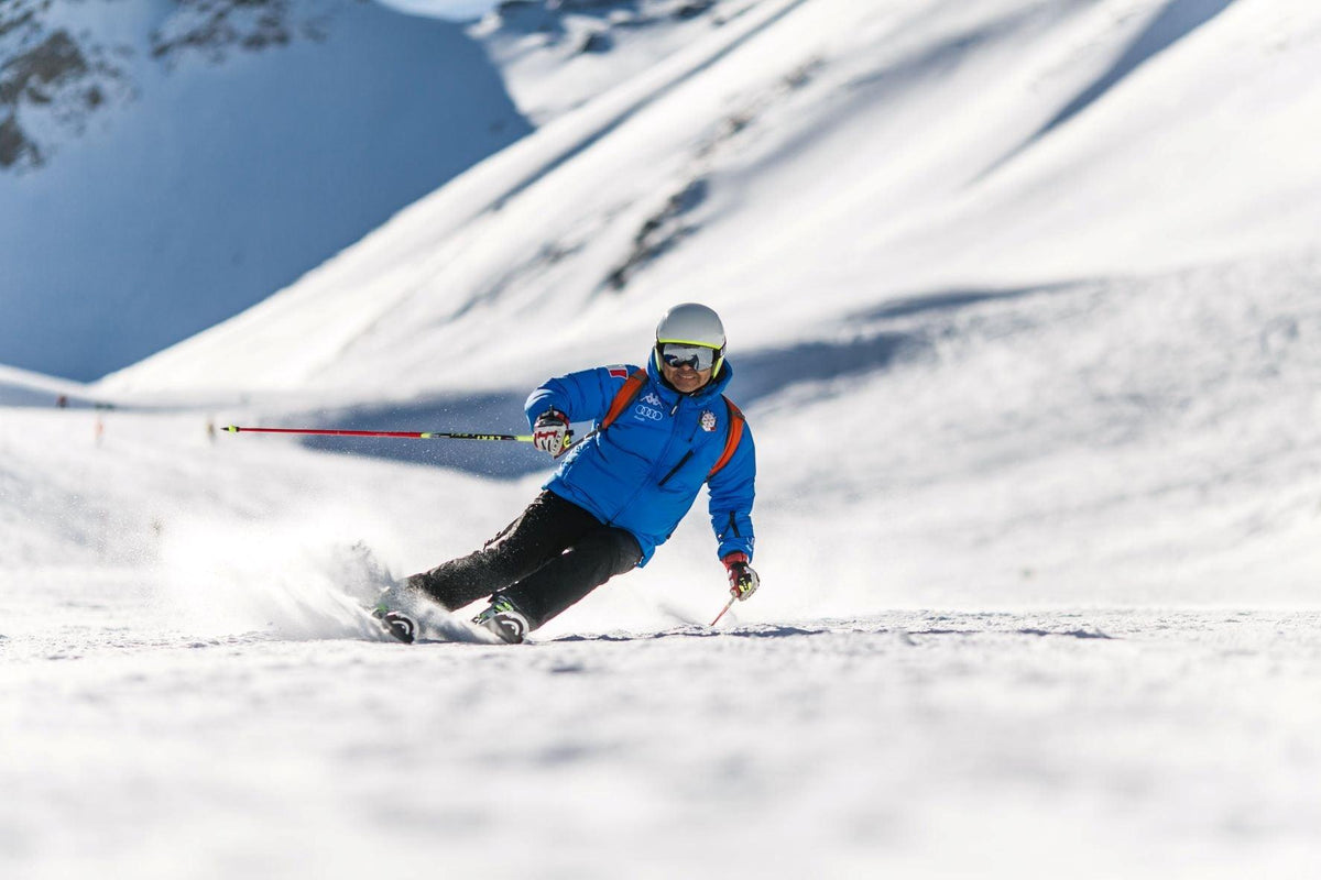 Carving Through Snow: A Complete Guide to Snowboards and Riding Techniques - Trendha