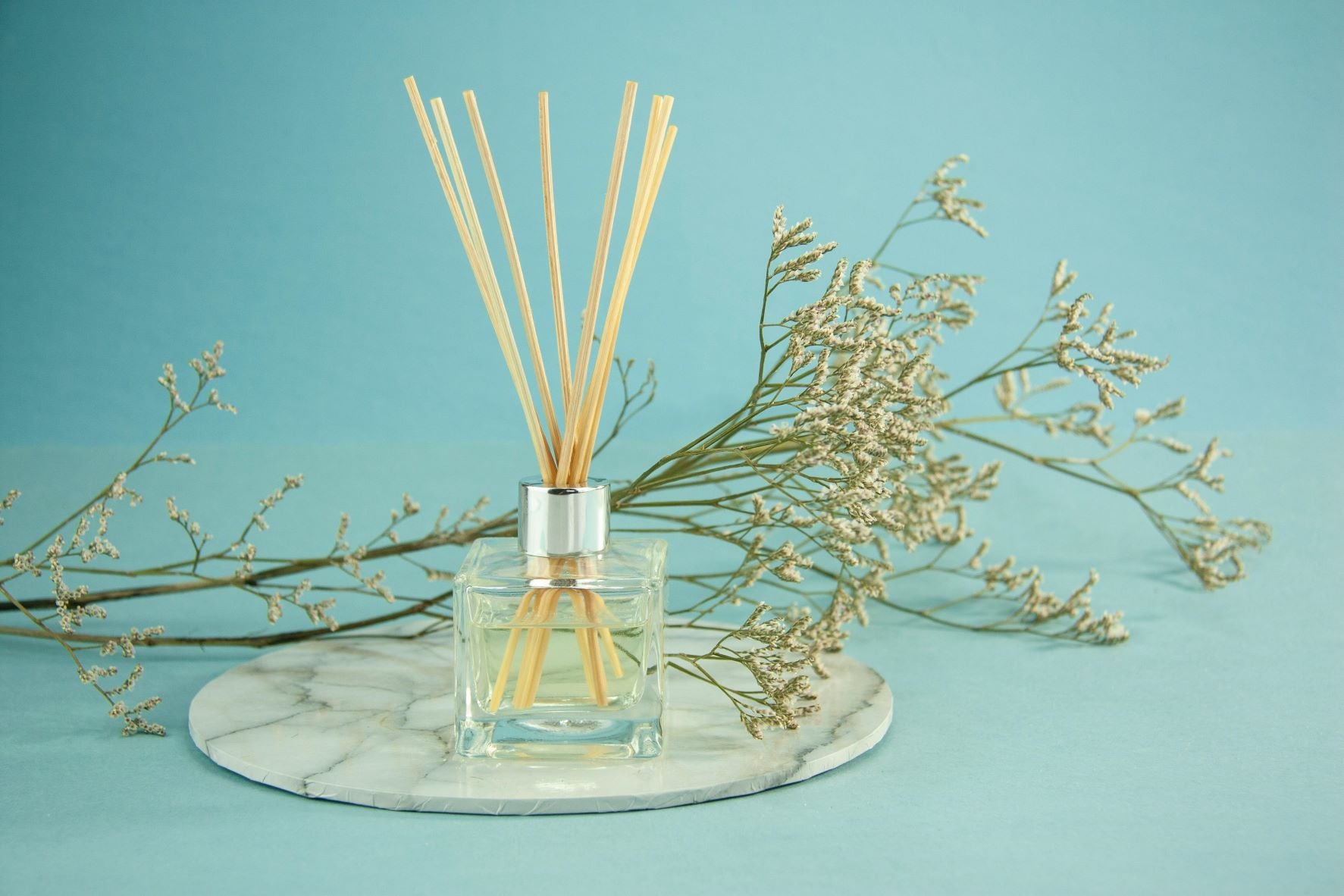 Oil Diffusers Explained: How They Work and Their Amazing Benefits for ...