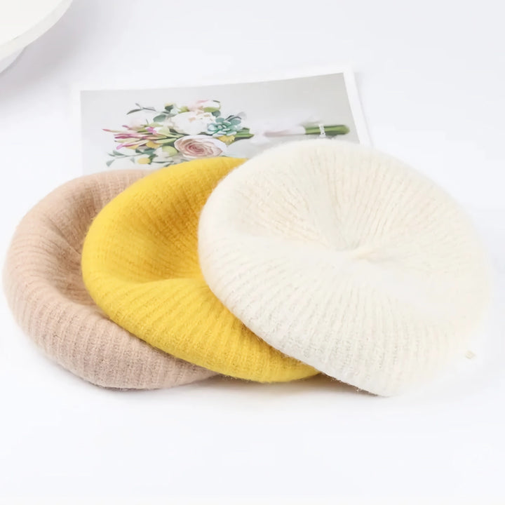 Women's 100% Wool Beret – Classic Warmth for All Seasons