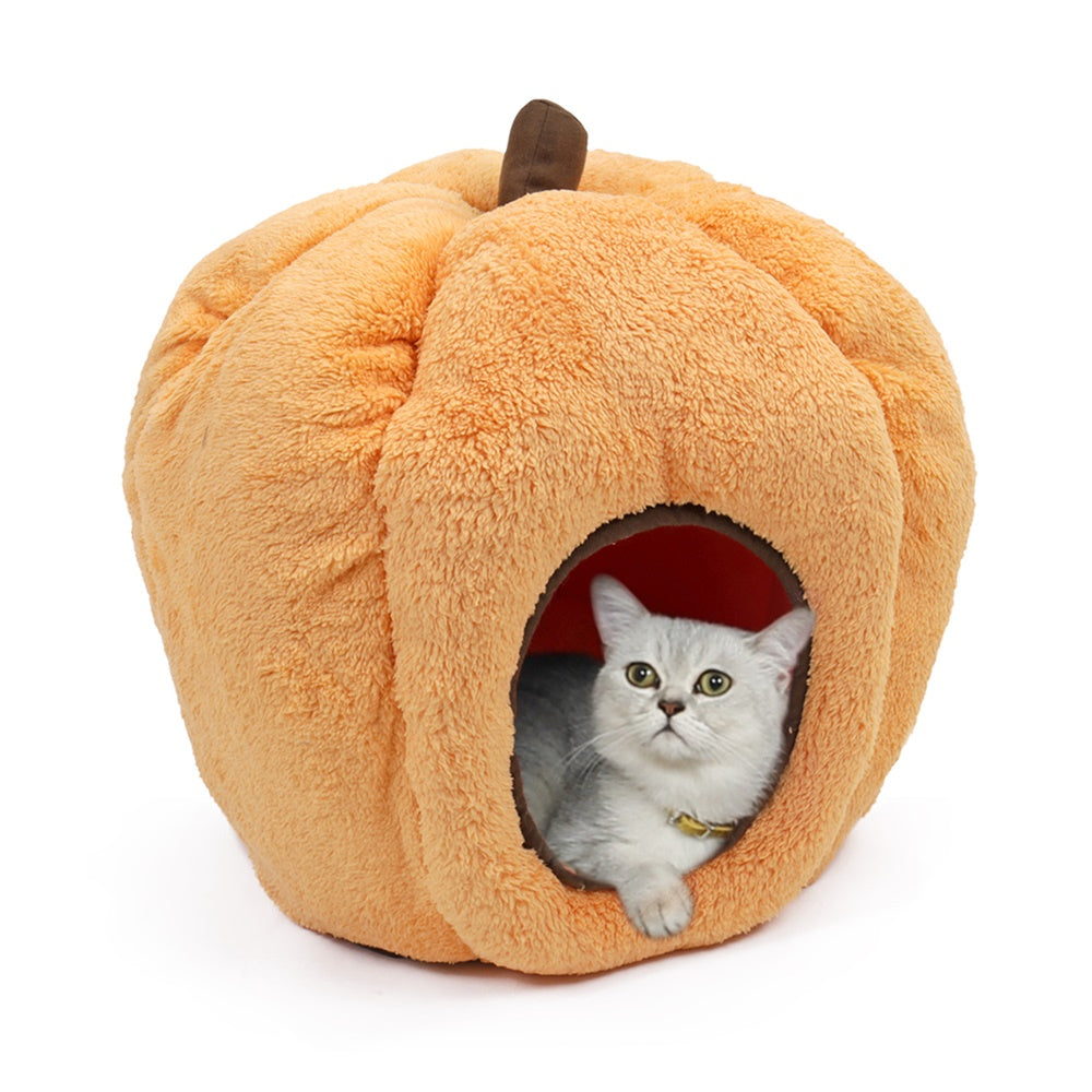 Pumpkin-Shaped Winter Dog Bed