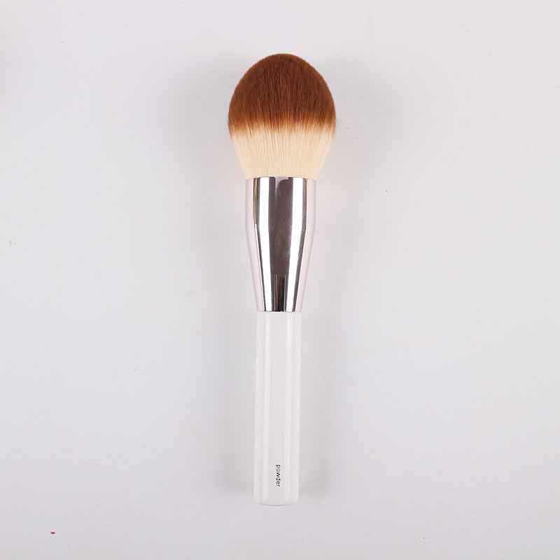 Luxurious Precision Powder and Foundation Brush