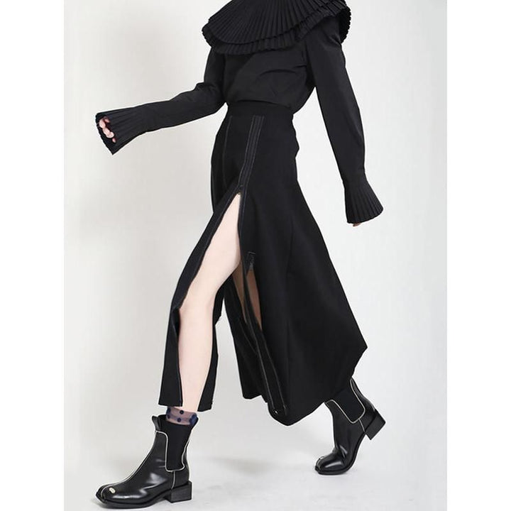 Chic Black Mid-Calf Casual Skirt with Elastic Waist and Side Slit