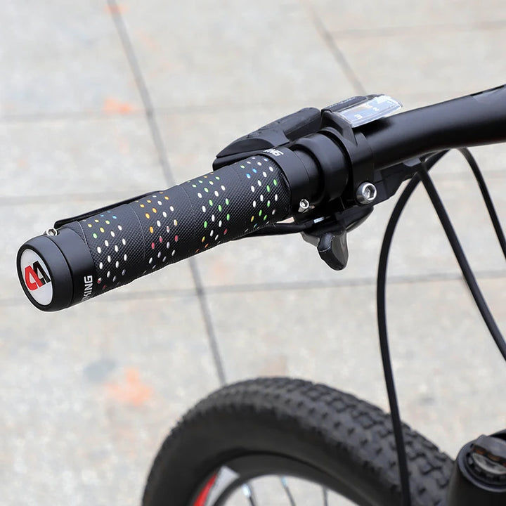 Non-Slip Bicycle Handlebar Grips with Bar Plugs for Enhanced Control