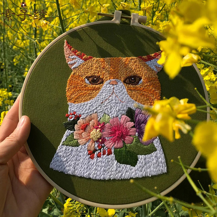 DIY Cat Embroidery Starter Kit with Hoops & Threads for Beginners