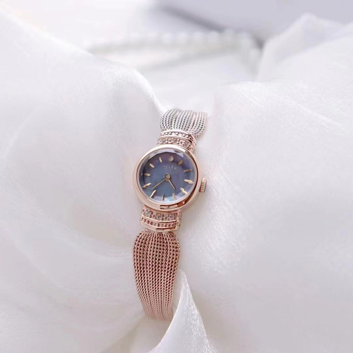 Retro Net Thin Chain Exquisite Quartz Watch