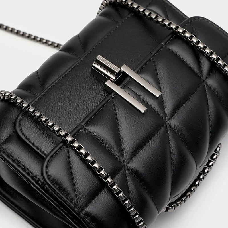 Chic Leather Chain Shoulder Bag