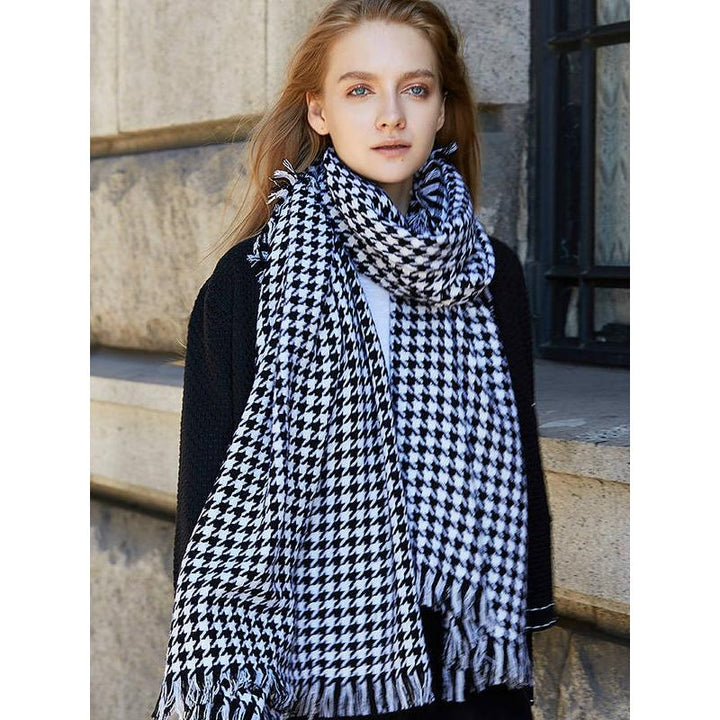 Luxury Wool Plaid Scarf for Women