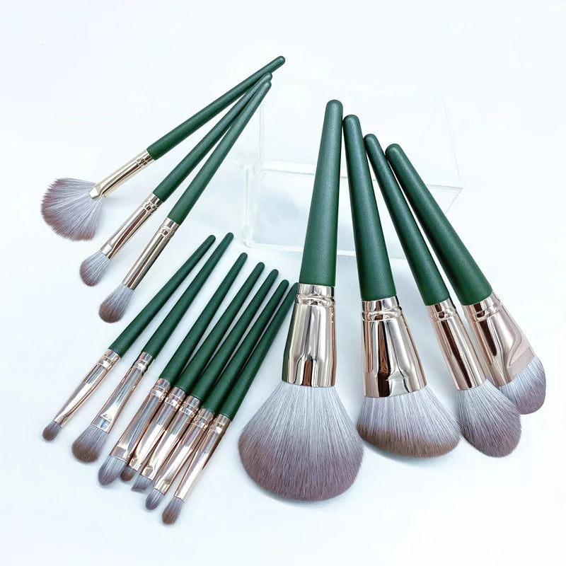 Soft Fluffy Makeup Brushes Set