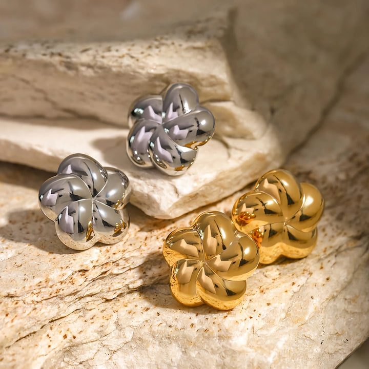 18k Gold Plated Stainless Steel Flower Shaped Stud Earrings