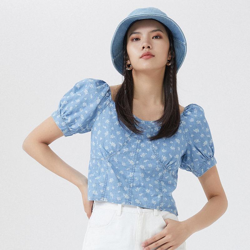 Summer Floral Denim Crop Top with Puff Sleeves